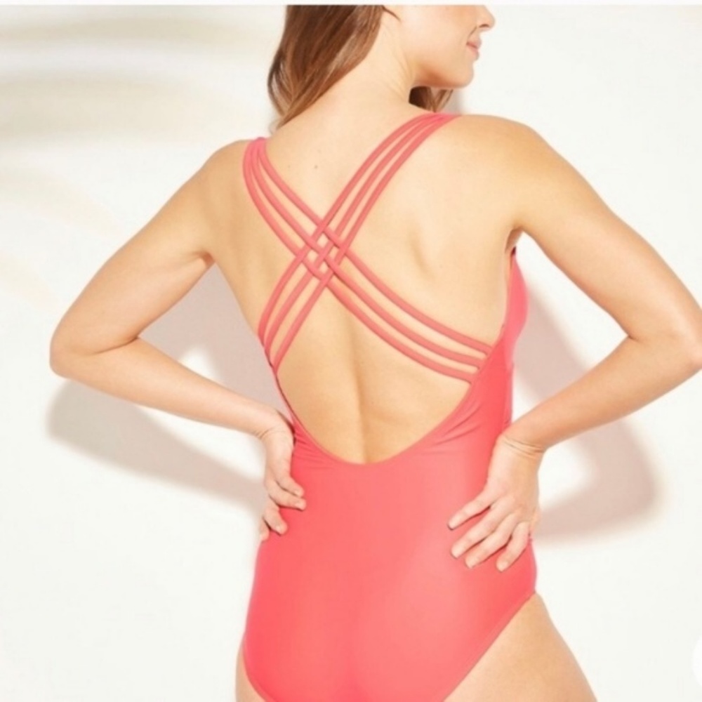 🔥 NWT Merona Strappy One Piece Swimsuit